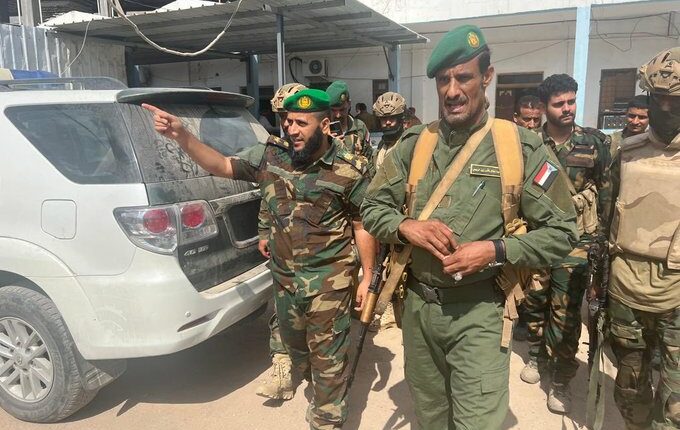 الانتقالي يتحدى ترتيبات الرياض ويحتفظ بسيطرته الأمنية على عدن