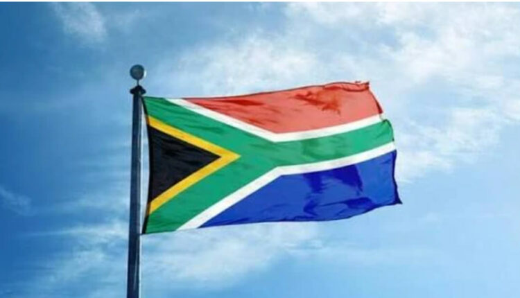 جنوب أفريقيا تمهل السفير الصهيوني 72 ساعة لمغادرة البلاد