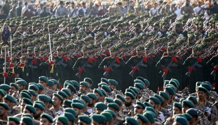 القوات الإيرانية: سنرد بشكل حازم على أي اعتداء