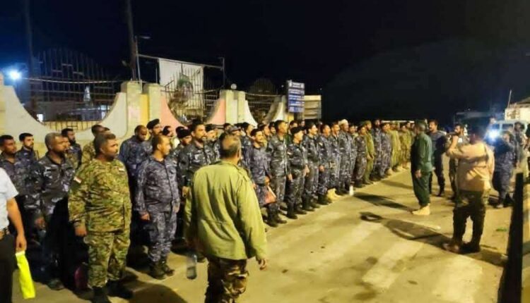 احتجاجات جنود وضباط أمن في عدن بسبب عدم صرف الرواتب والمستحقات