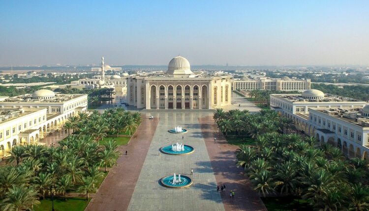 الثوري الإيراني: جميع الجامعات الأمريكية والإسرائيلية في المنطقة أهداف مشروعة لصواريخنا