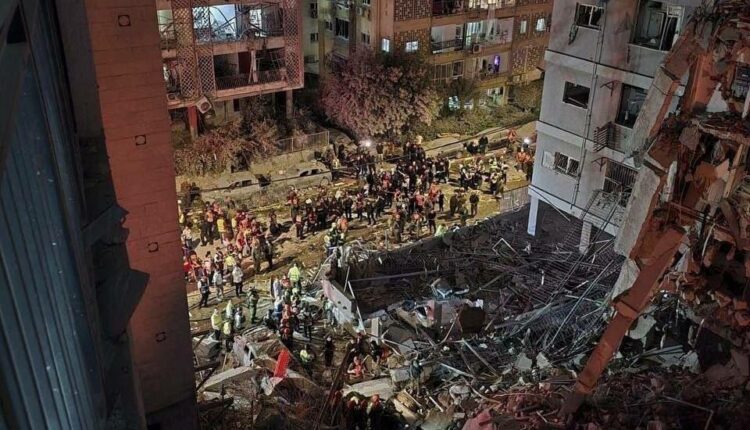 خبير أمريكي يحذر: لا تستهينوا بقدرات إيران بعد الآن والدبلوماسية هي الحل