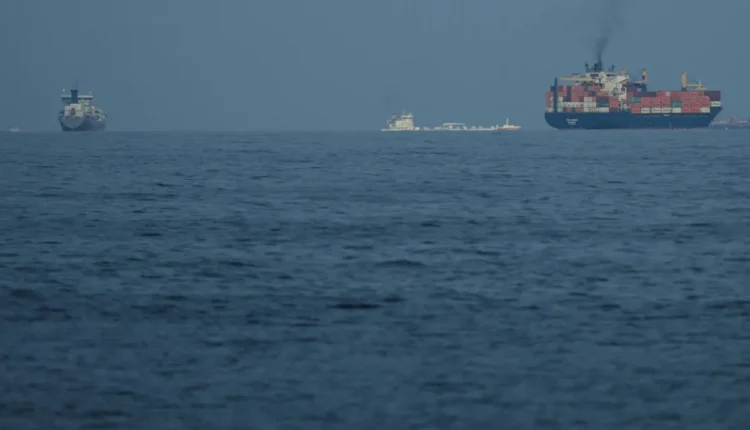 هيئة التجارة البحرية البريطانية: بلاغ عن حادث بحري قبالة سواحل السعودية شرق الخليج