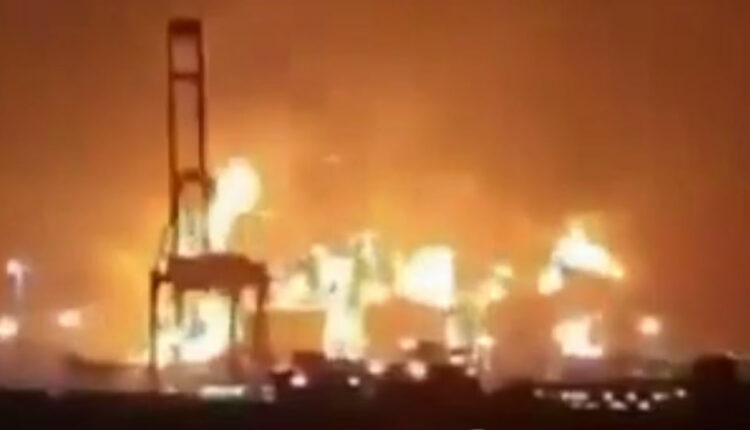 حرائق في رأس لفان بقطر بعد تحذيرات إيرانية بإخلاء منشآت نفطية خليجية