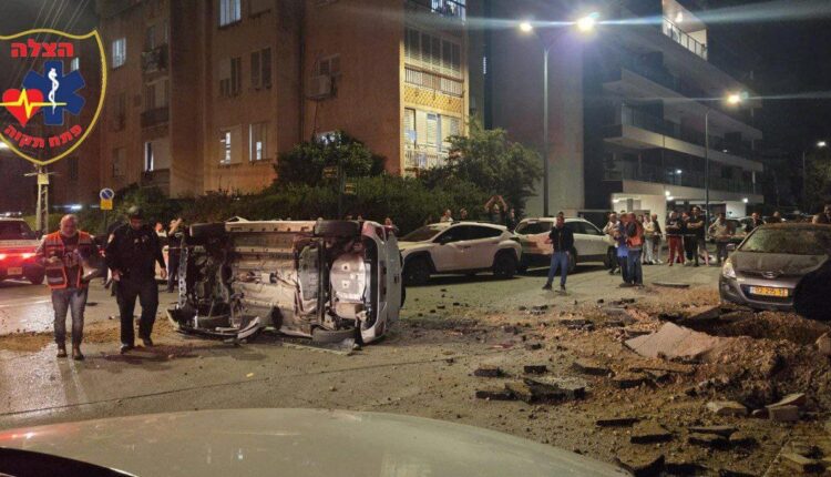 إعلام العدو: ليلة كارثية على تل ابيب..قتلى وجرحى ودمار واسع انقطاع الكهرباء وعالقون تحت الأنقاض .. مقاطع لاستهداف مباشر على بنايات مرتفعة