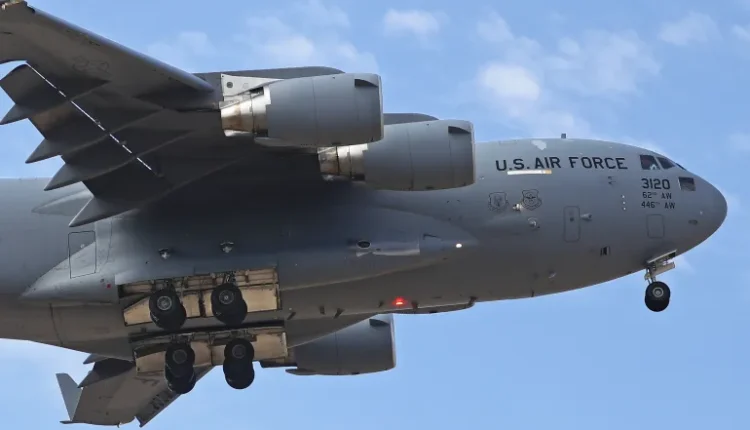 تحركات جوية أميركية مريبة فوق الإمارات تزامناً مع مؤشرات على عملية برية ضد إيران