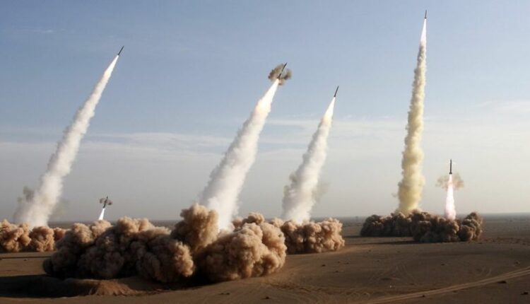 مصدر عسكري إيراني يؤكد استهداف أرامكو و الفجيرة وينبع فيما لو صعد ترامب