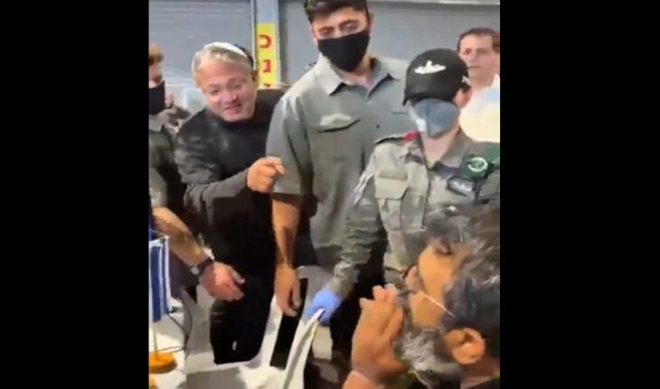 مقطع فيديو نشره بنفسه..بن غفير يتباهى باعتدائه على ناشطي “أسطول الصمود” في ميناء أسدود