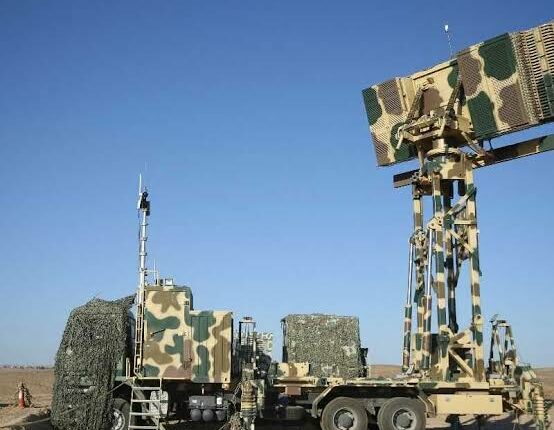 الدفاع الجوي الإيراني يسقط مسيرة “معادية” فوق مياه الخليج بمنظومة دفاع جديدة