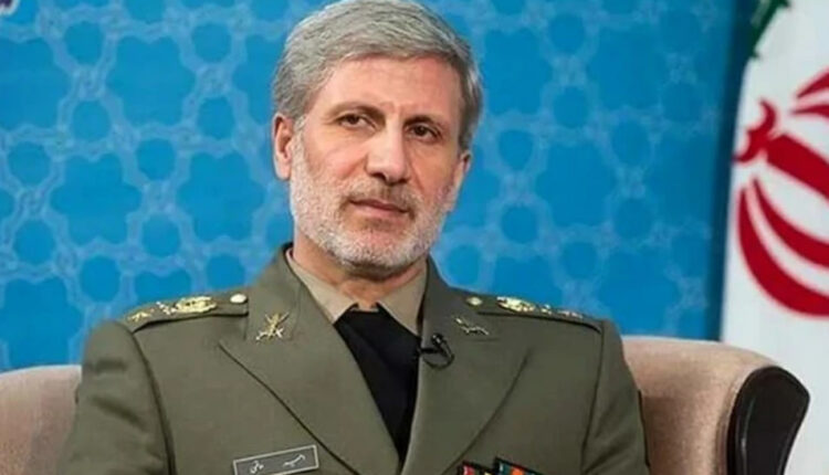 رسالة حادة وتحذيرية من قائد الجيش الإيراني