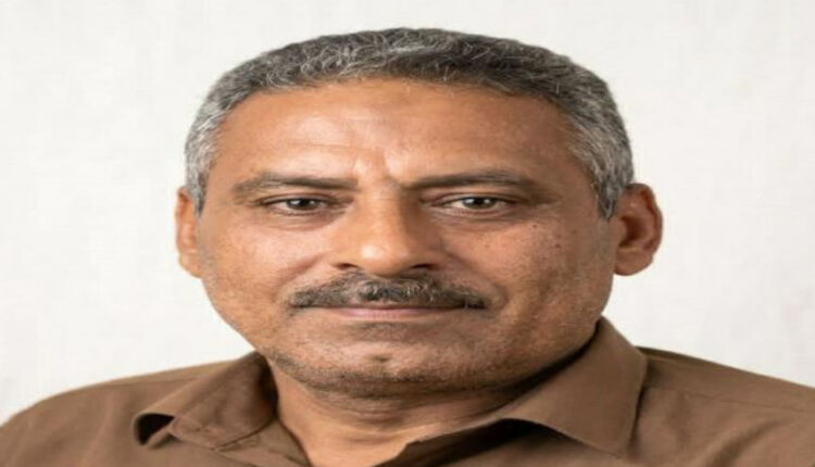 تعز: محامي يتعرض مع عائلته لمحاولة اغتيال ويشير للجهة التي نفذتها