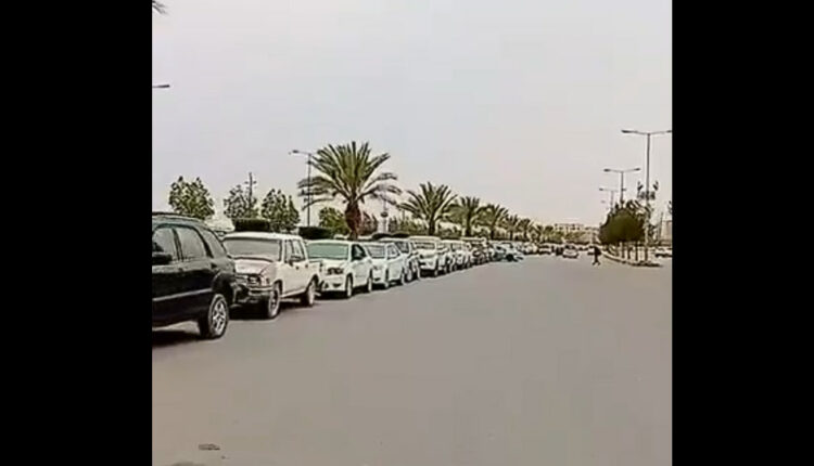 مأرب على صفيح ساخن مع استمرار أزمة الوقود والطوابير أمام المحطات
