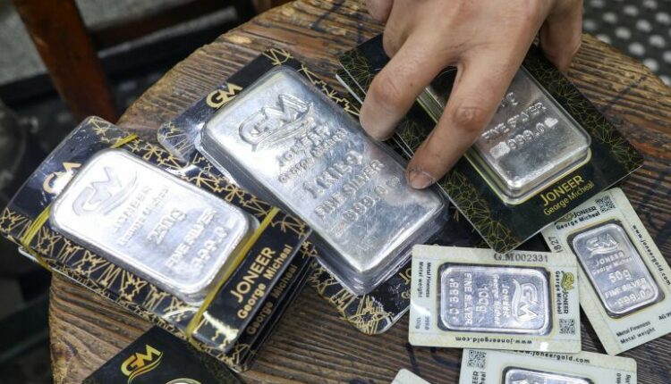 ارتفاع حاد في أسعار هذا المعدن النفيس.. ما القصة؟