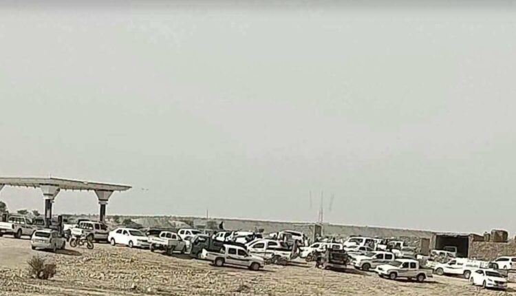 أزمة الغاز تتسع في حضرموت.. طوابير طويلة ومخاوف من تفاقم معاناة الأسر