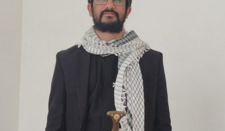 أولى الناس بالبيت