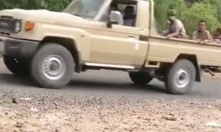قوات صنعاء تسمح لقوات محور تعز بالانسحاب نحو عدن